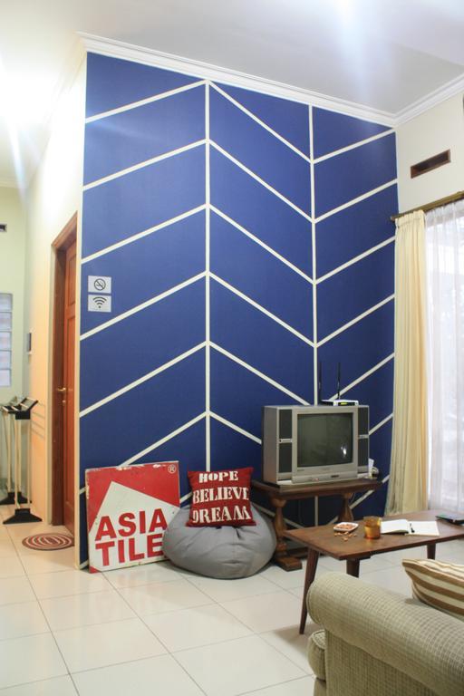 The Attic Bed & Breakfast Bandung Eksteriør billede